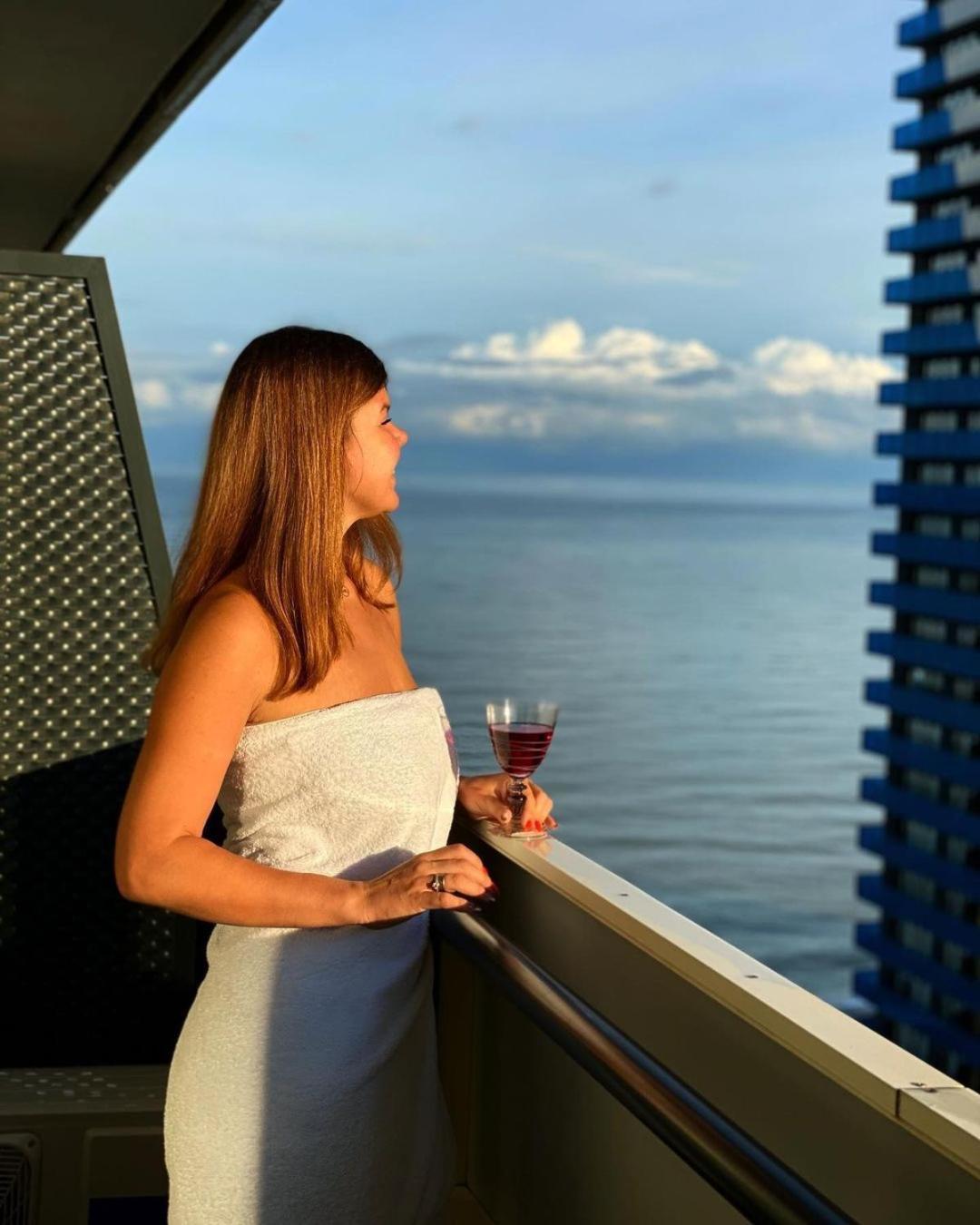Panorma Black Sea Side Hotel باتومي المظهر الخارجي الصورة
